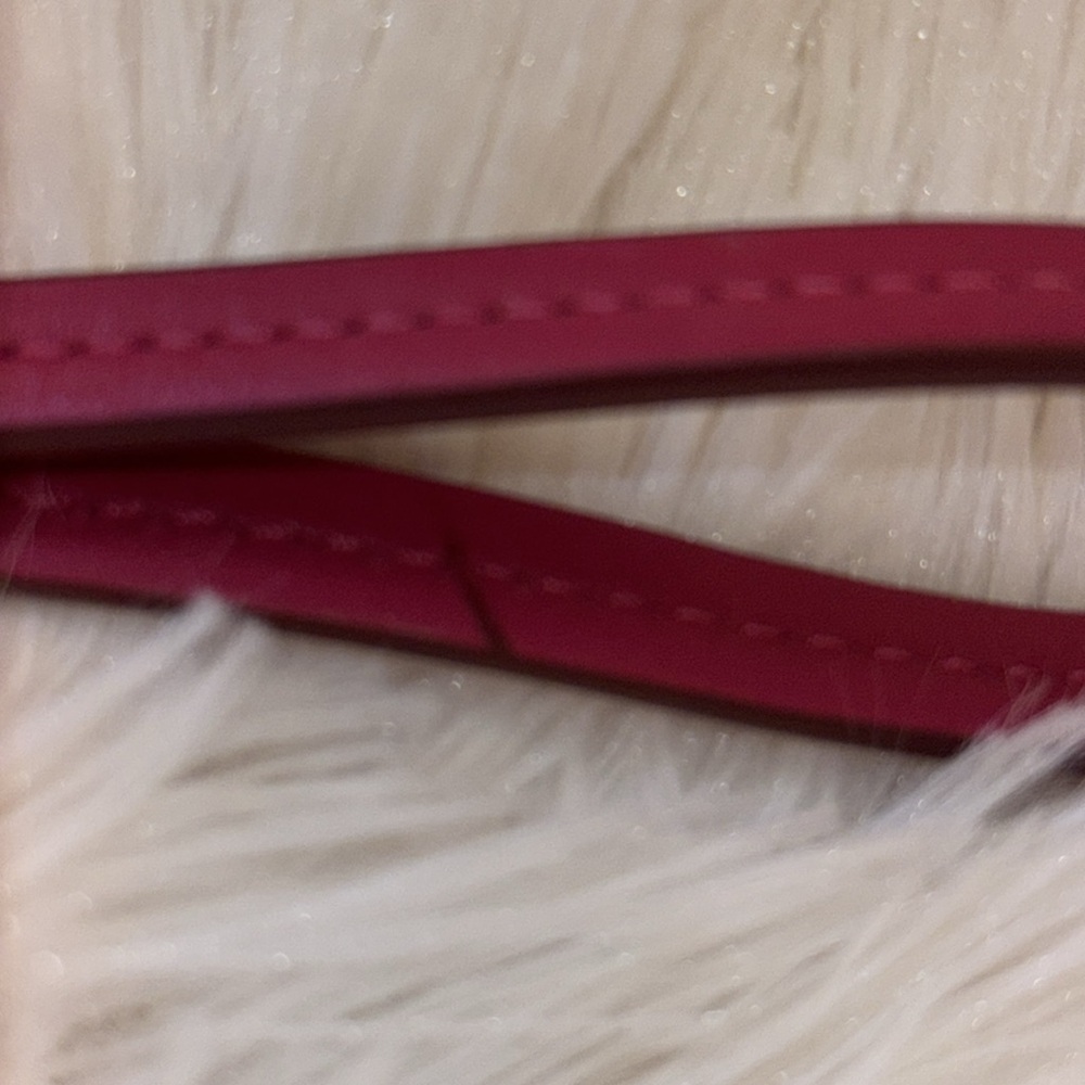Dooney & Bourke Vintage HTF Florentine Cosmetic Case in fuchsia - Picture 15 of 16